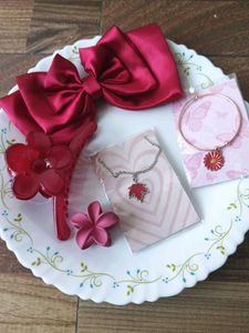new hair accessories combo red colour
