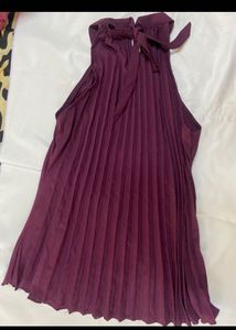 Sale!!Elegant Pleated Halter Neck Top