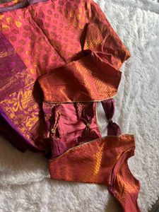 Elegant Pink &amp; Gold Saree🥰