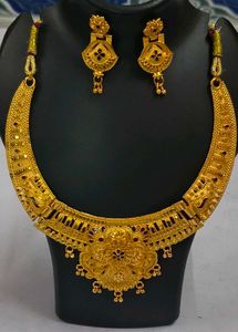 Golden Necklace &amp; Earring Set Excellent Look