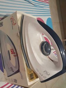 Orpat Dry Electric Iron