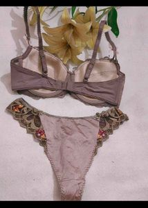 Elegant Lace Bra and embroidered thong set