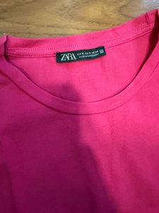 ZARA Fuchsia Cropped Short Sleeve T-Shirt