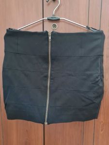 Forever New Black Zipper Mini Skirt