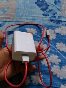 33W Fast Charger &amp; Cable