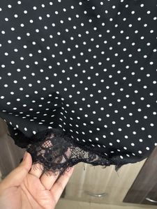 SAVANA Lace skirt
