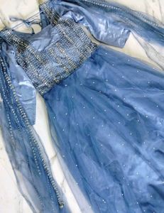 Beautiful princess style gown for women 💙 🔥