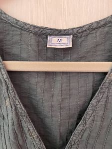 Sleeveless V-Neck Top