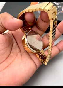 Gucci Women's Watch - Gold