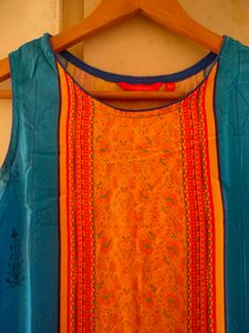 Long Sleeveless Kurti