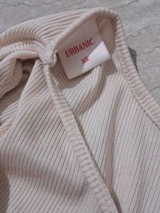 Urbanic Hot backless top