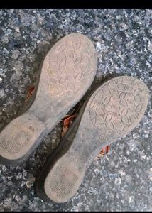Stylish Women's Flip-Flops
