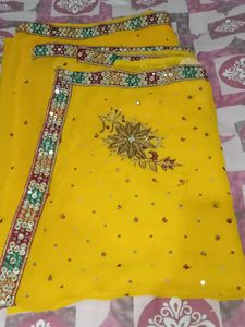 Elegant Yellow Saree with Embellishments