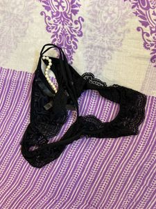 Elegant Black Lace Bikini Briefs