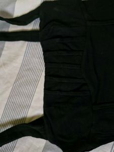 Chic Black Ruched Tank Top