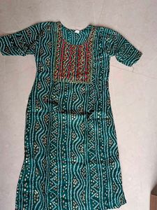 Elegant Green Printed Kurta