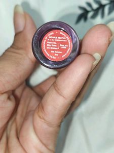akind lip oil