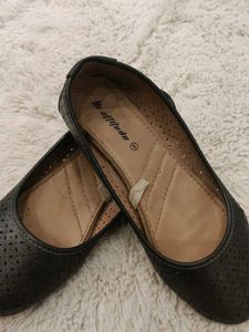 Hi-attitude Black Ballerinas