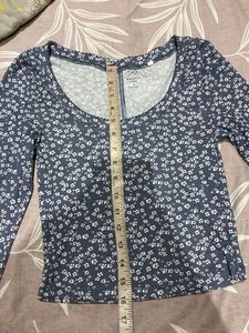 Floral Long Sleeve Cropped Top