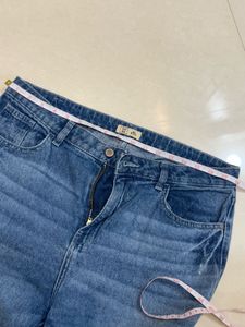 PRICE DROP‼️ DNMX Ripped Denim - 32