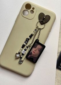 Phone charm heart shape holder
