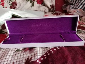 caratlane chain box
