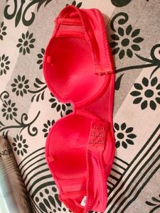 The New Streples  Padde Fashion Bra For Girls/Wome