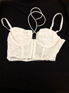 Chic Underwired White Lace Corset Top