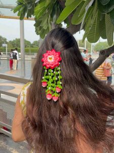 crochet Lotus hair clip with strawberry 🍓🪷