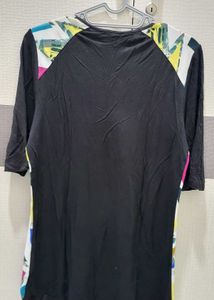 Geometric Print Zip-Up Tunic Top