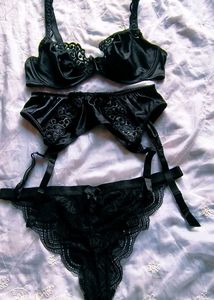 Luxury Black Lace Lingerie Set