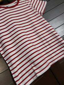 Fame Forever Striped Red &amp; White T-Shirt