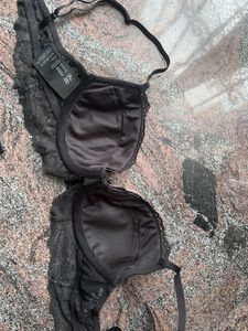 H&amp;M Lace padded Bra