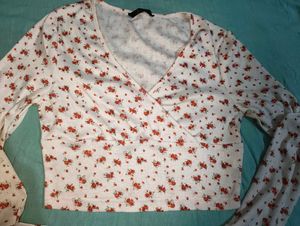 Floral Print V-Neck Crop Top