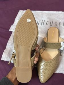 Brand New - Vanheusen Wedges For Trendy Women