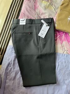 Branded Armani pants new wdt tag