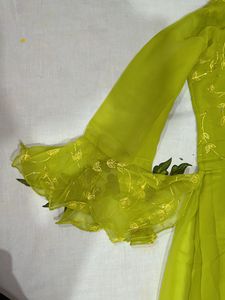 MEHANDI GOWN