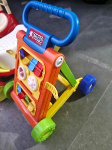 Storio Activity Walker Toy