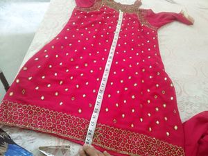 Beautiful Grara Suit With Heavy Neck Design