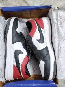Nike Sneakers - Classic Black, White &amp; Red