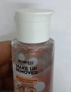Avon Brand New Make Up Remover