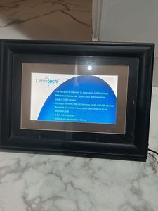 OmniTech Digital Photo Frame