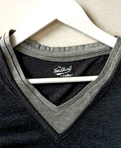 Celio Gray V-Neck Tshirt