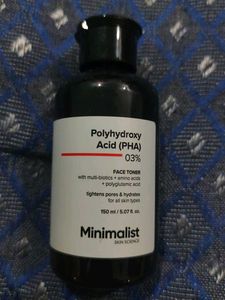 Minimalist Polyhydroxy Acid (PHA) Face Toner