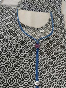 Set of 3 Printed Kurtas