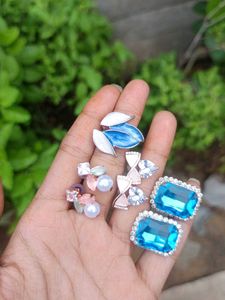 4 piece cute korean earings set 💗✨