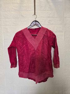 Stylish Pink Kurta with Lace Detail