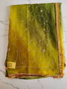 Beautiful Ombre Green Yellow saree