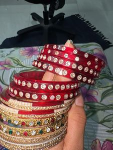 Sparkling Red &amp; Gold Bangles Set