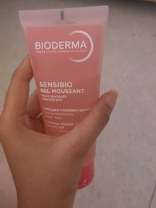 face cleanser